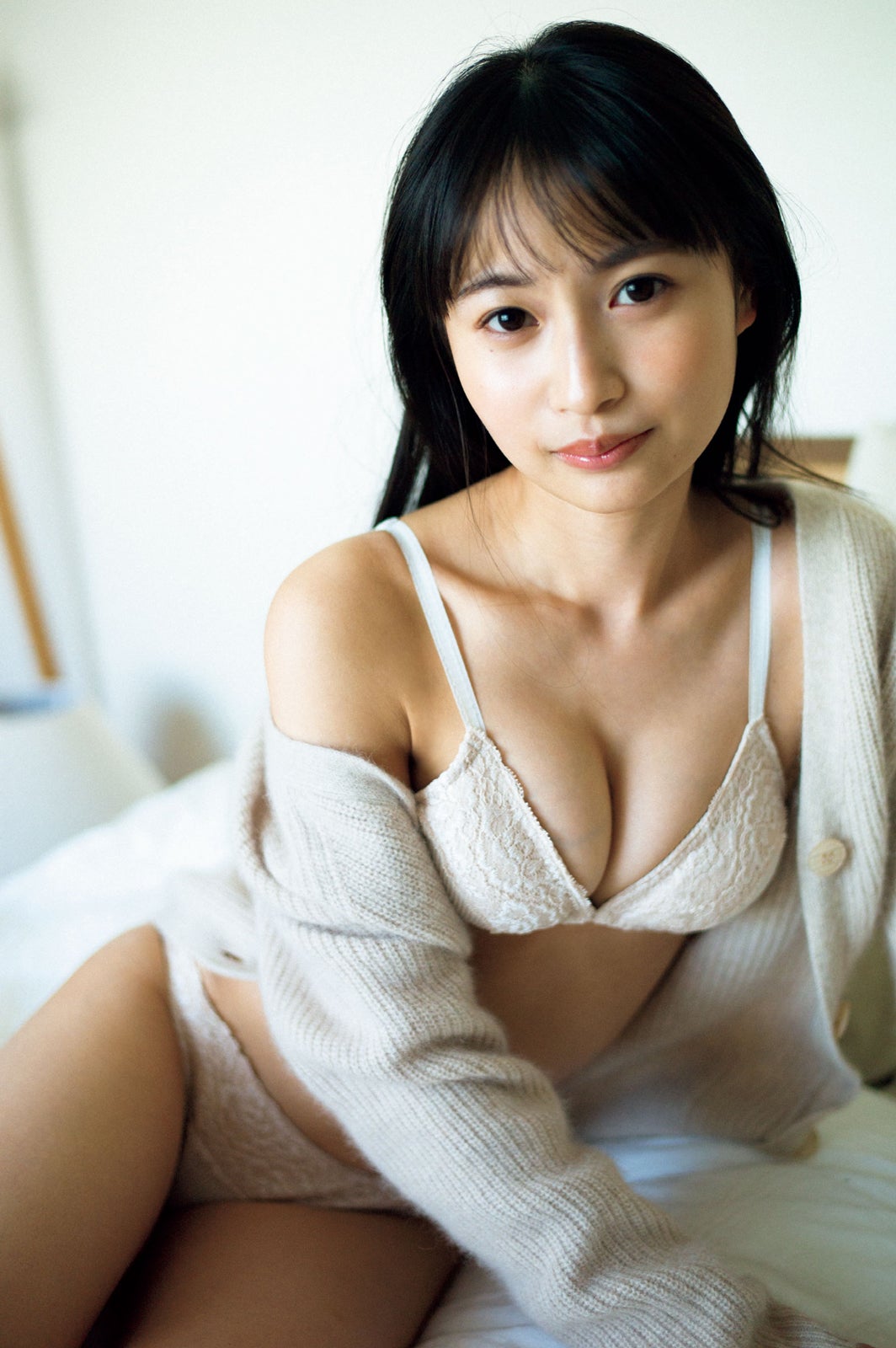 望月琉叶（C）細居幸次郎／週刊プレイボーイ