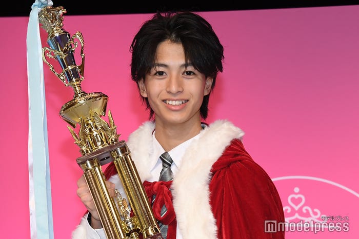 「男子高生ミスターコン2025」グランプリ・楢崎悠亮くん(C)モデルプレス