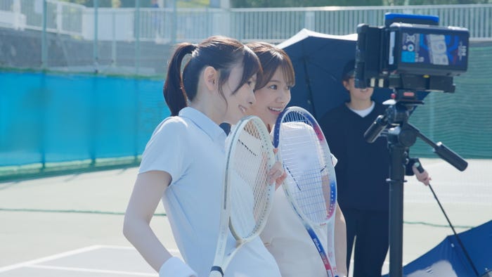 乃木坂46/新TVCM「メイク仕上げの新習慣!」篇メイキング(C)乃木坂46LLC