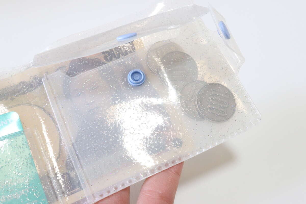 ダイソーの折財布