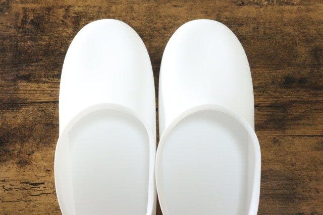 ダイソーのシリコーンお風呂スリッパは左右兼用