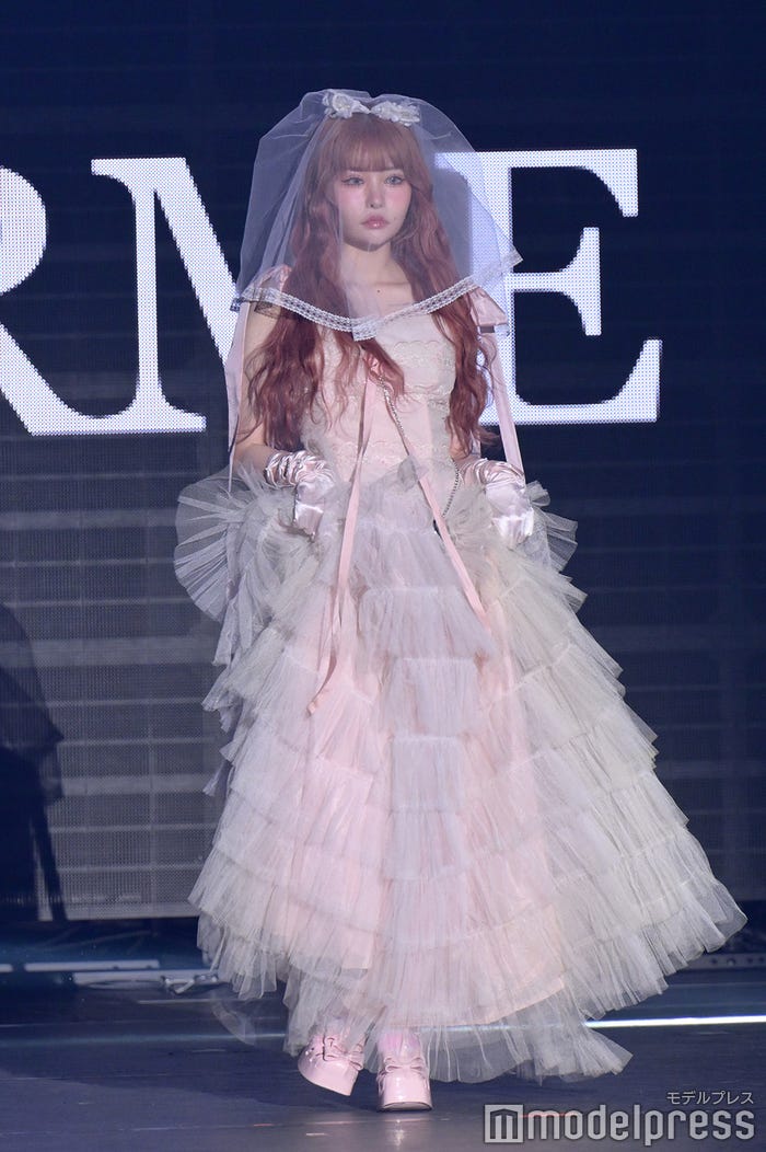 戦慄かなの(C)モデルプレス