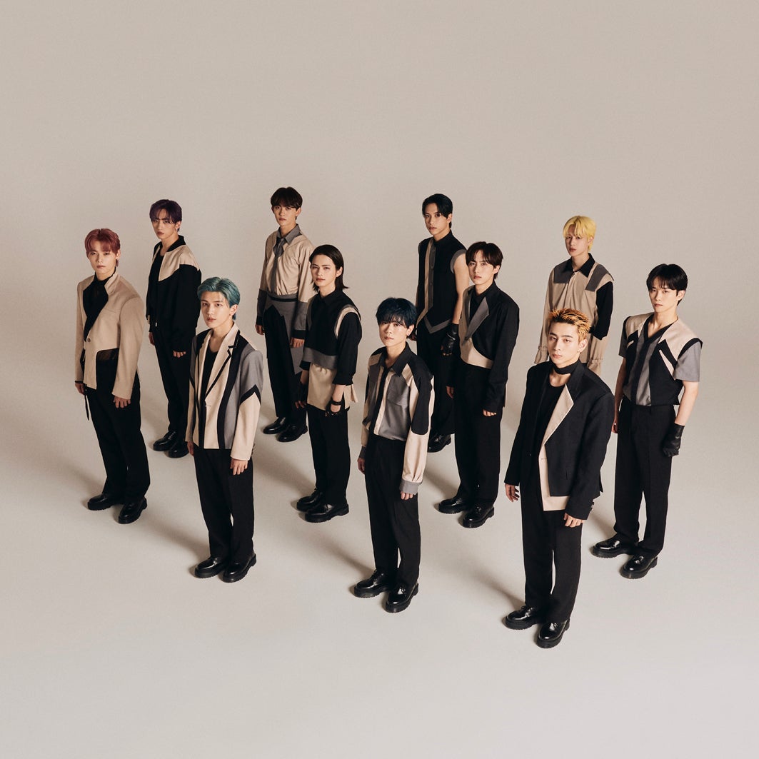 INIら「バズリズム LIVE 2022」出演アーティスト10組発表