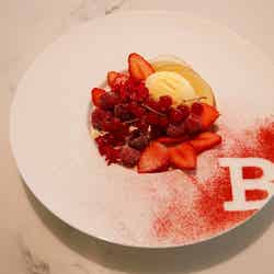 赤い果実のミューズリー/画像提供:バリー・ジャパン