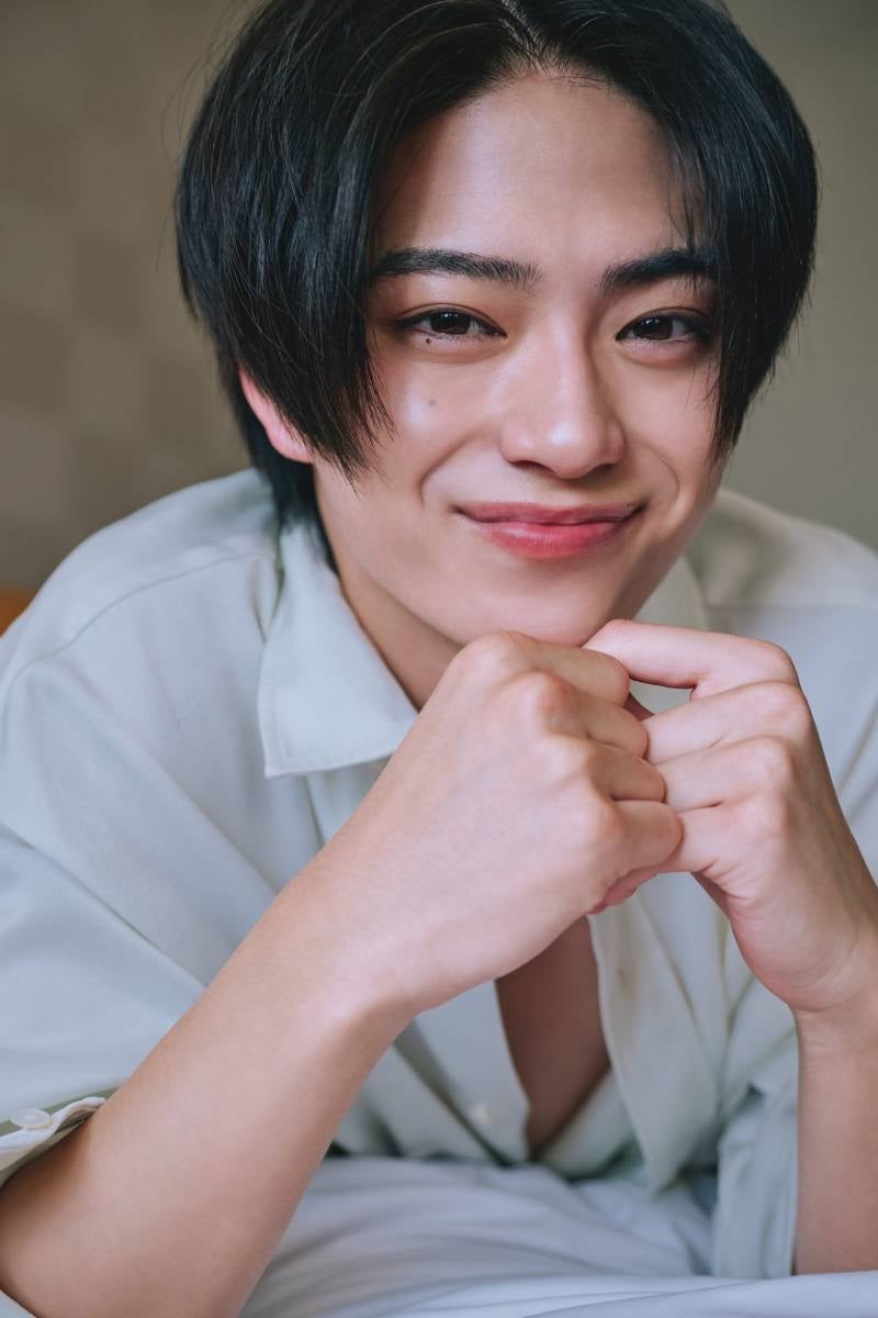 「あの子は誰？」と話題の俳優・岩瀬洋志が“譲れないもの” 20歳で心構えに変化【「LYRE」インタビュー】