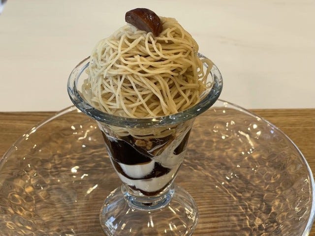 地元ライターがイチオシ◎新感覚の「絞りたてモンブラン×カフェオレ」が絶品【奈良】