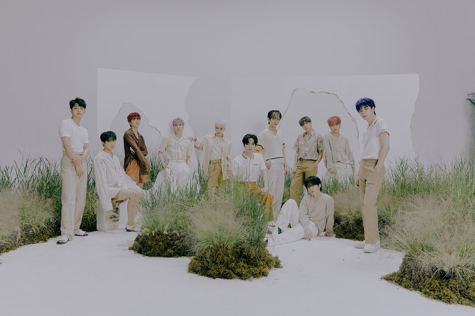 OMEGA X（提供写真）