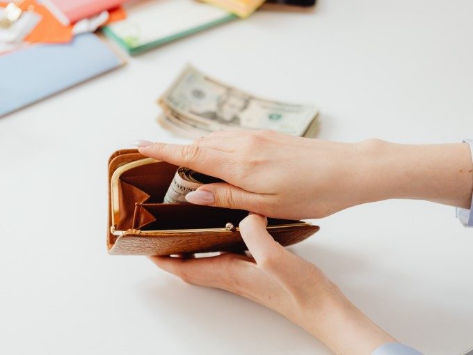 「買い物大好き浪費家」から脱却できた方法。後悔しないお金の使い方