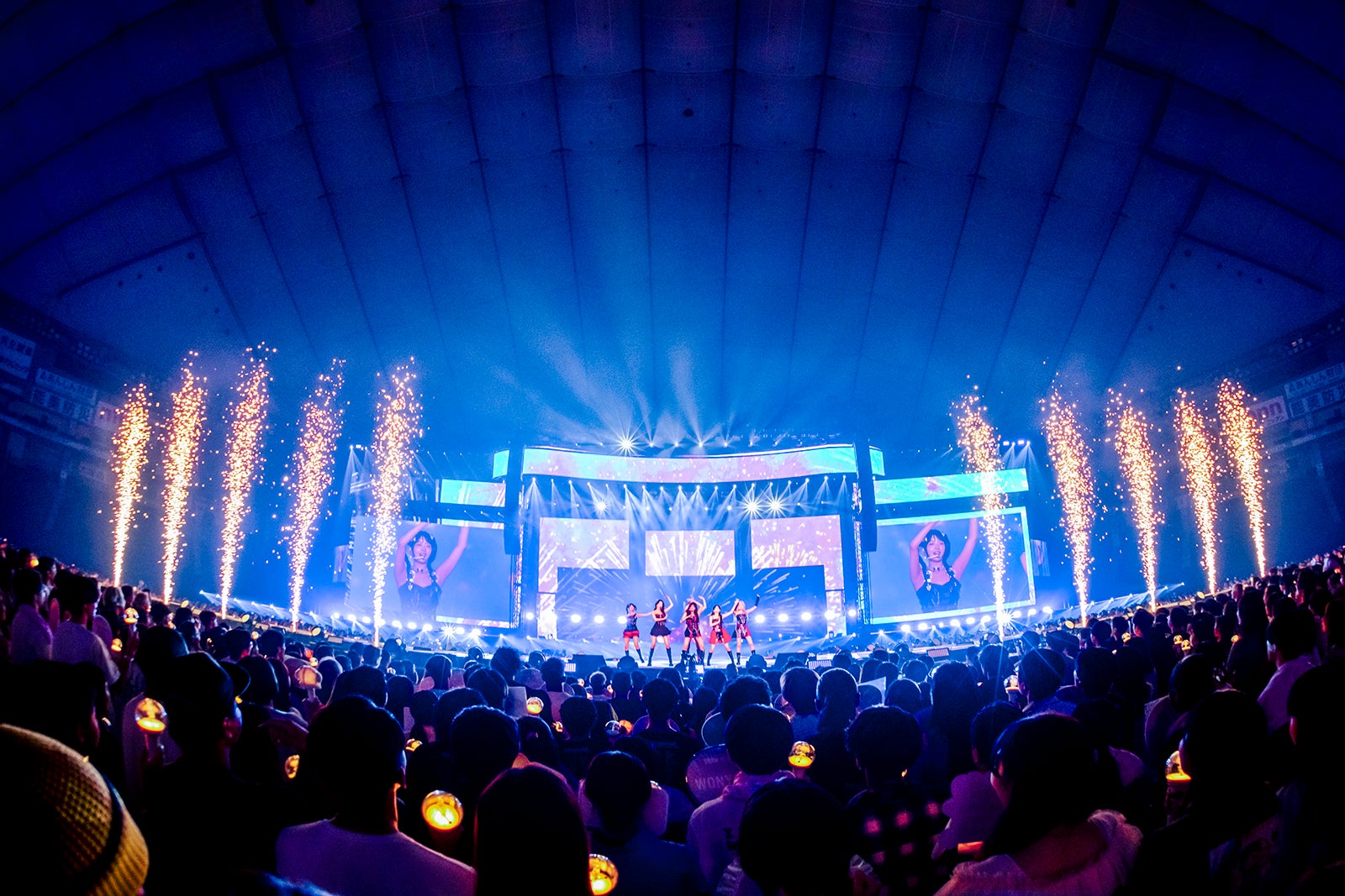 IVE「IVE THE 1ST WORLD TOUR ‘SHOW WHAT I HAVE’」より（C）撮影：田中聖太郎写真事務所