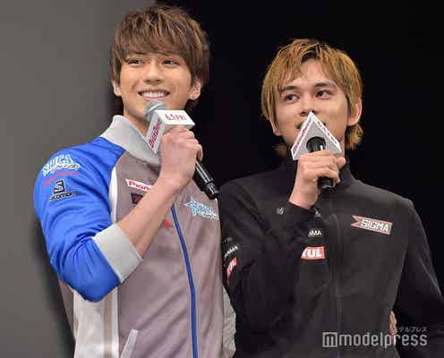 新田真剣佑、北村匠海と「髪型一緒なの」 イメチェンでそっくりに<OVER DRIVE>