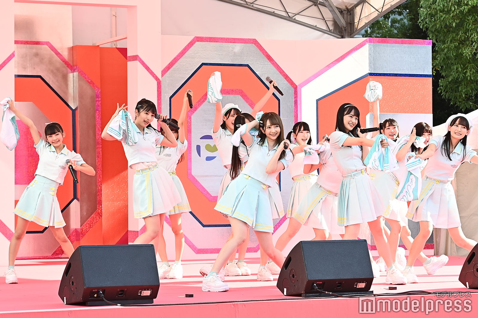 ≠ME （C）モデルプレス