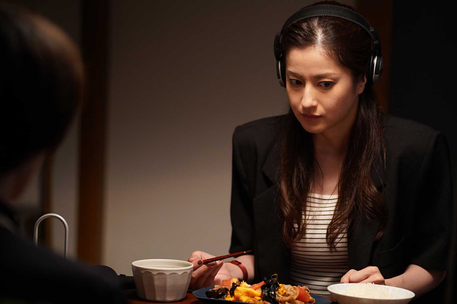 松本若菜 （C）「妄想ごはん」製作委員会2021