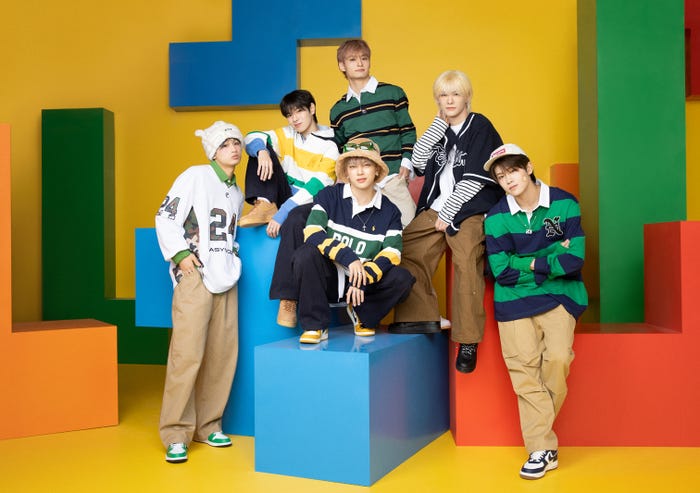 DXTEEN(C)LAPONE Entertainment