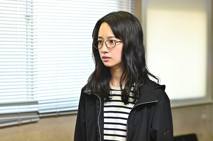 藤間爽子/「マイファミリー」より(C)TBS
