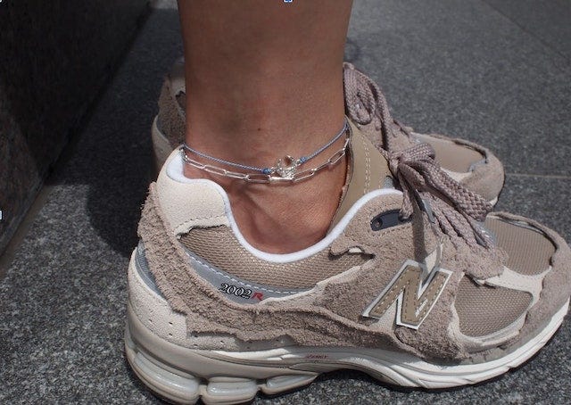 シンプルさにプラス♡夏のファッションに取り入れたい「アクセサリー」