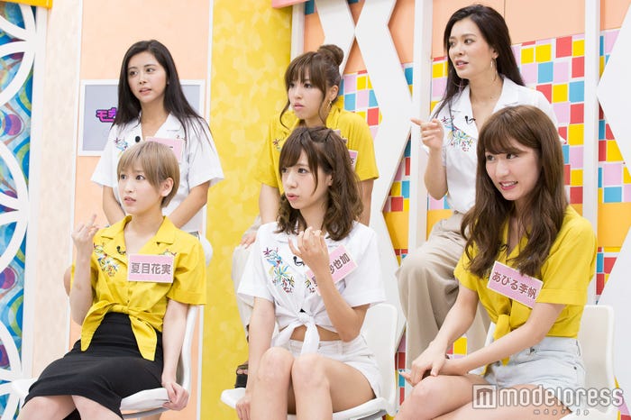 (前列左から)夏目花実、星島沙也加、あびる李帆、(後列左から)ICE、白川未奈、平塚千瑛 (C)モデルプレス