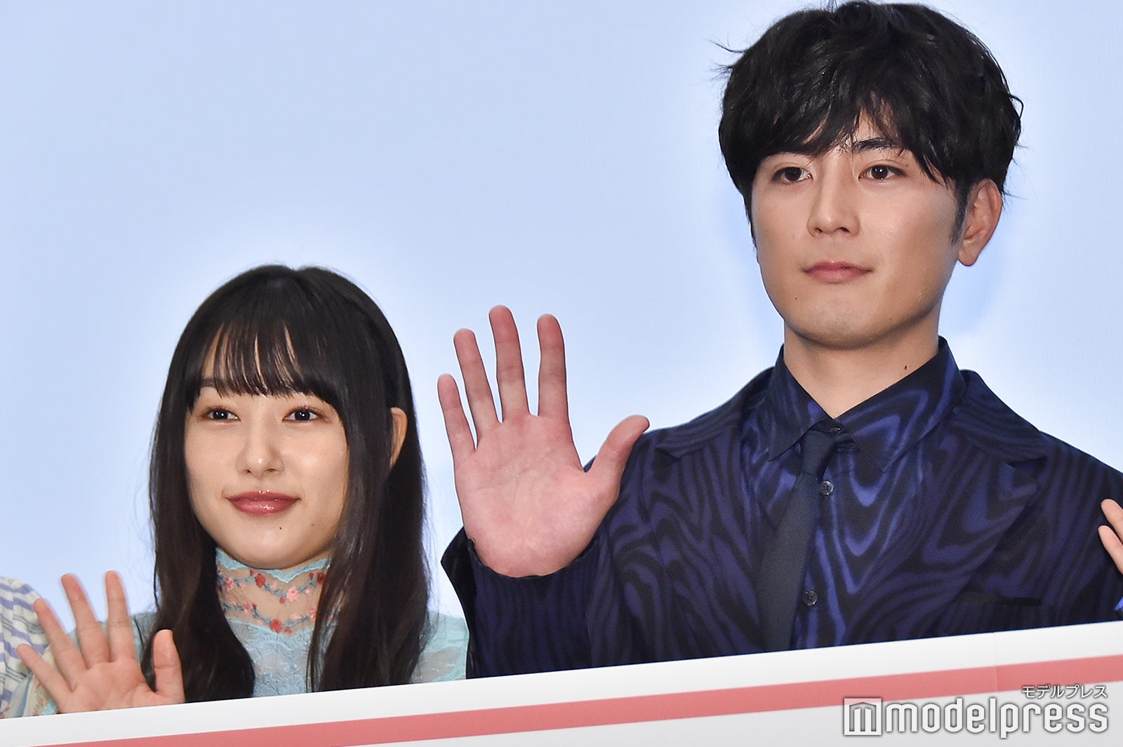 間宮祥太朗、桜井日奈子 （C）モデルプレス