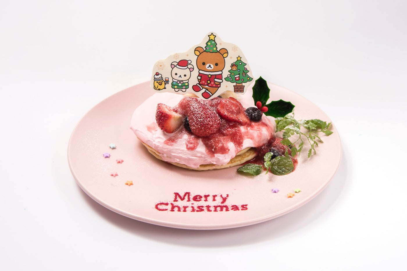 いちご大好き！コリラックマパンケーキ（限定クリスマスデザイン）￥1,480（税込）（C）SAN-X CO．，LTD．ALL RIGHTS RESERVED．