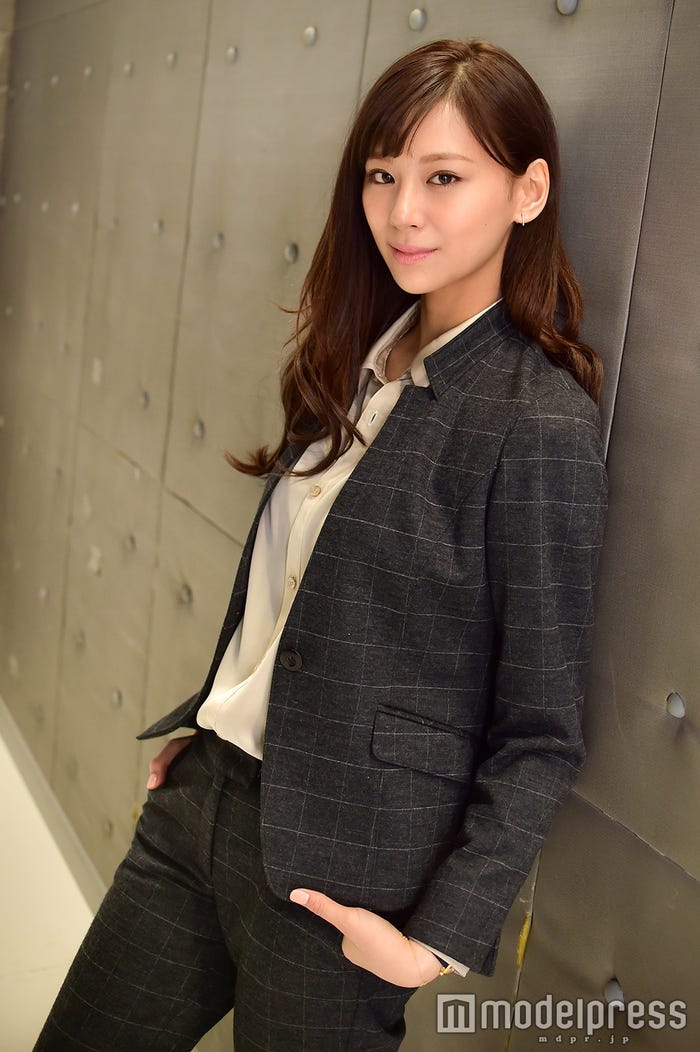 モデルプレスのインタビューに応じた、西内まりや(C)モデルプレス