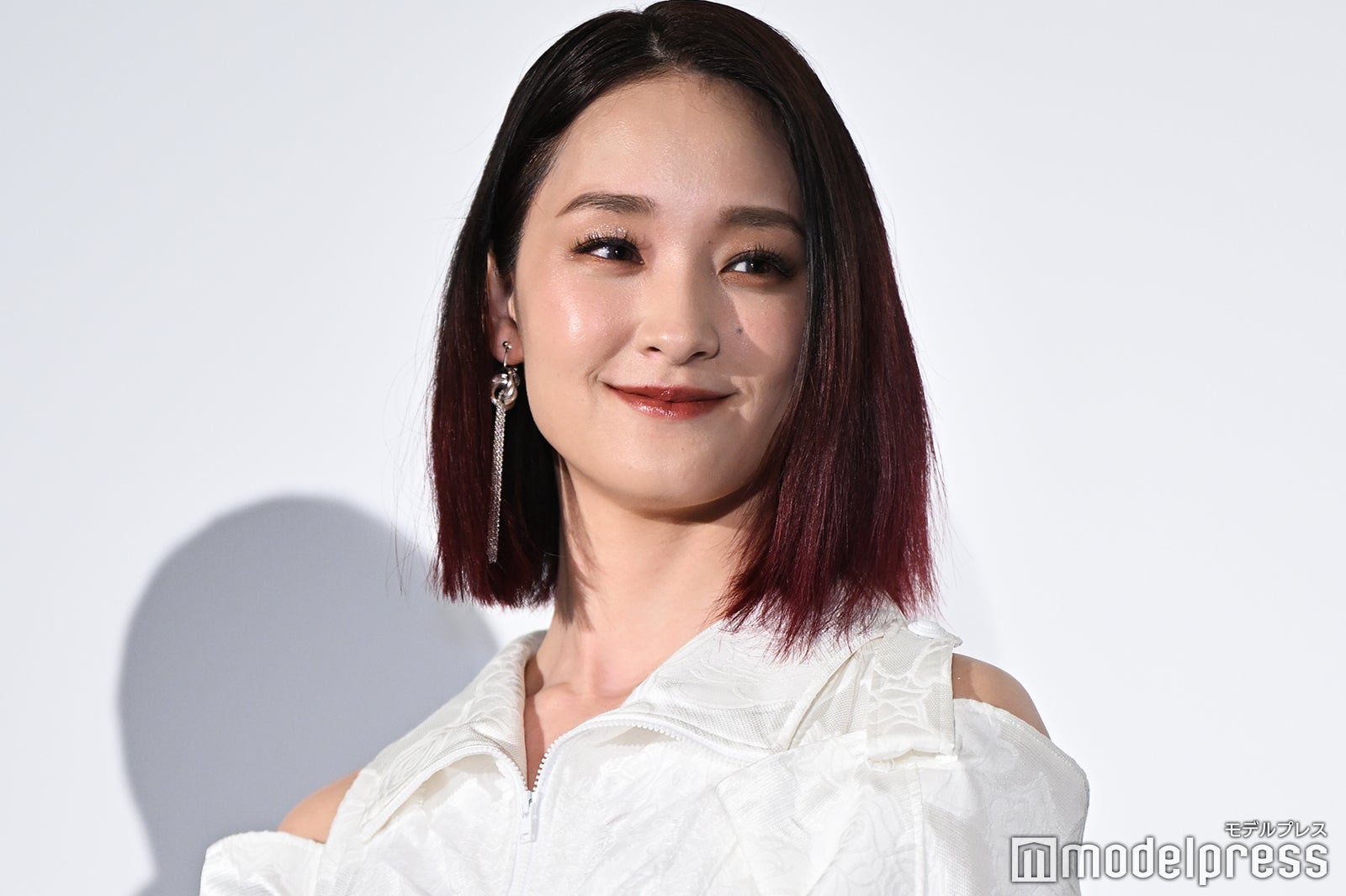 剛力彩芽（C）モデルプレス