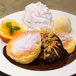 France オレンジショコラパンケーキ／画像提供：オールフロンティア