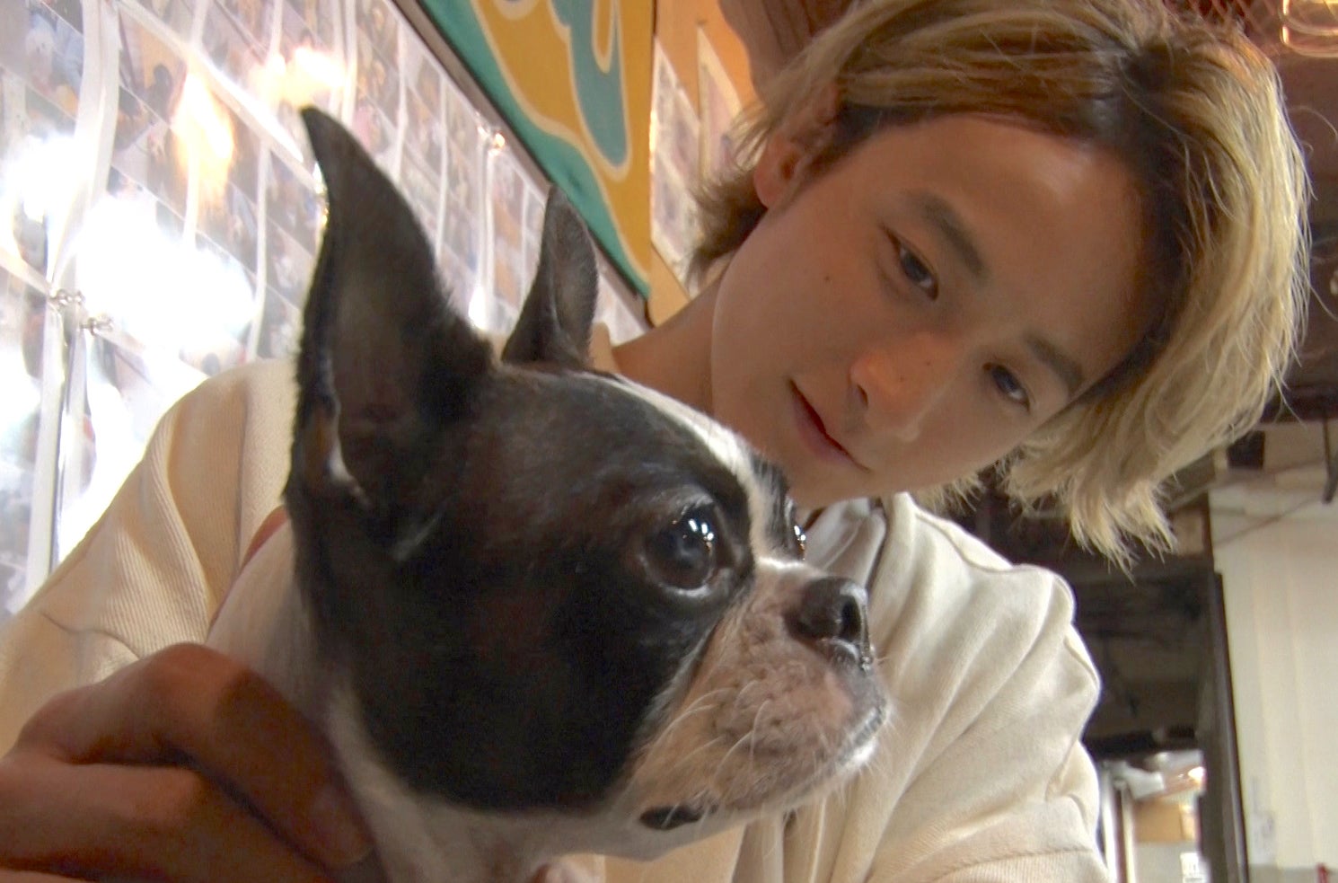 小関裕太、峰不二子と“もふもふデート”