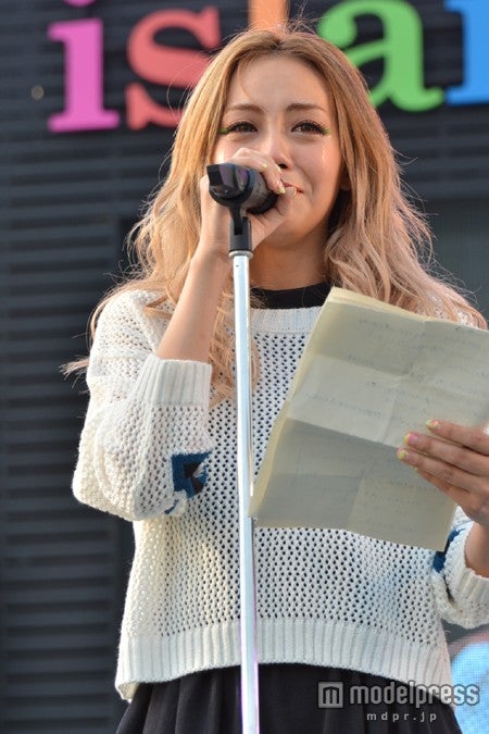 「Popteen」からの卒業を発表した“まいまい”こと廣瀬麻伊