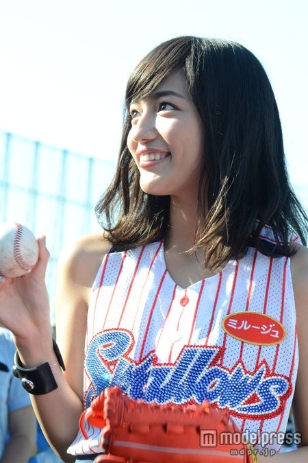 週末限セール川口春奈ちゃん7/15snidelツイードジャケット・ミニスカセット covergirl-june-harunakawaguchi