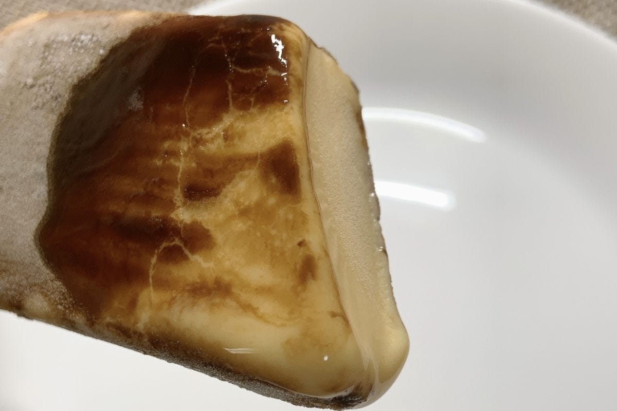 セブン「カヌレアイスバー」