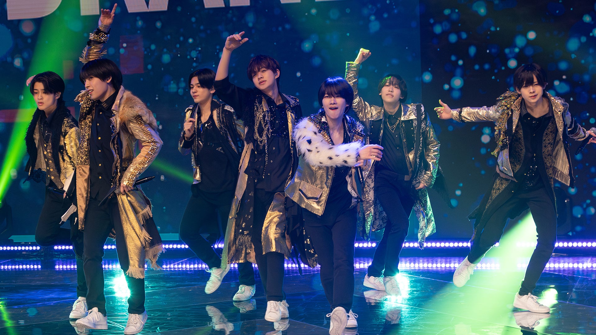 ジュニア（C）Storm Labels Inc.