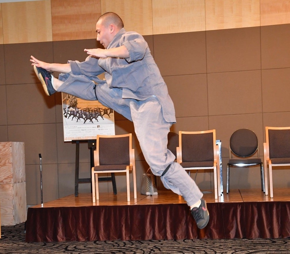 「sutra」パフォーマンスの様子