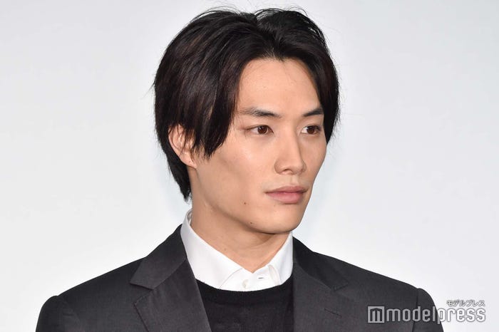 鈴木伸之 (C)モデルプレス