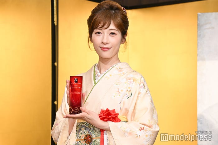 明日海りお(C)モデルプレス