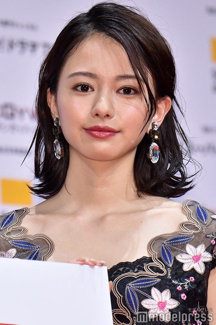 山本舞香(C)モデルプレス