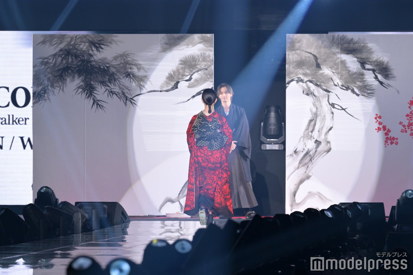 （C）モデルプレス