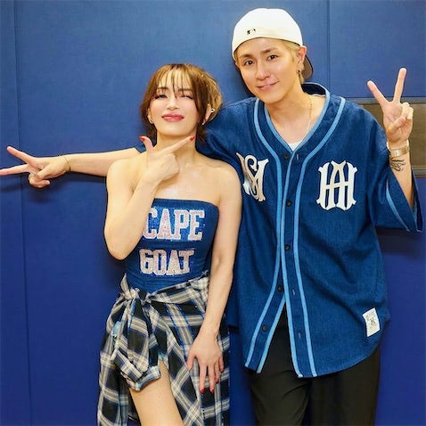 浜崎あゆみ、"大切な弟"の京都LIVEへ駆けつける 深い絆にファン歓喜「大好きな2人」