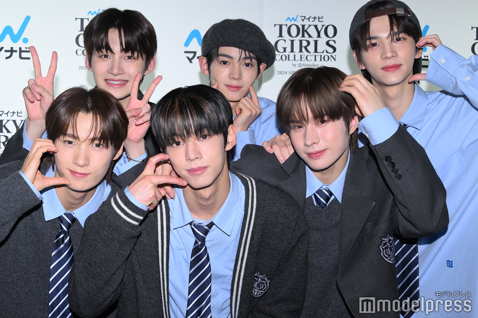 （上段左から）JIHOON、HANJIN、SHINYU（下段左から）YOUNGJAE、DOHOON、KYUNGMIN／TWS（C）モデルプレス