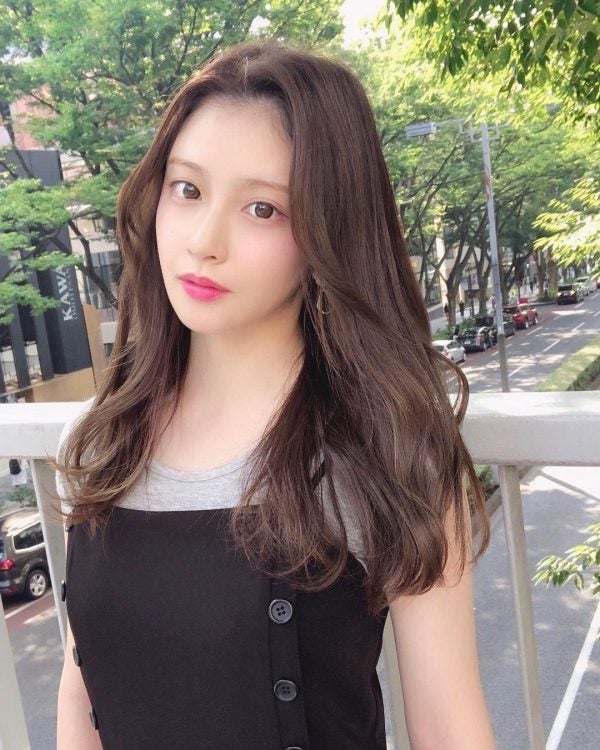 人気の韓国風ロングヘア特集 憧れの韓国美人に近付くトレンドヘアをご紹介 モデルプレス
