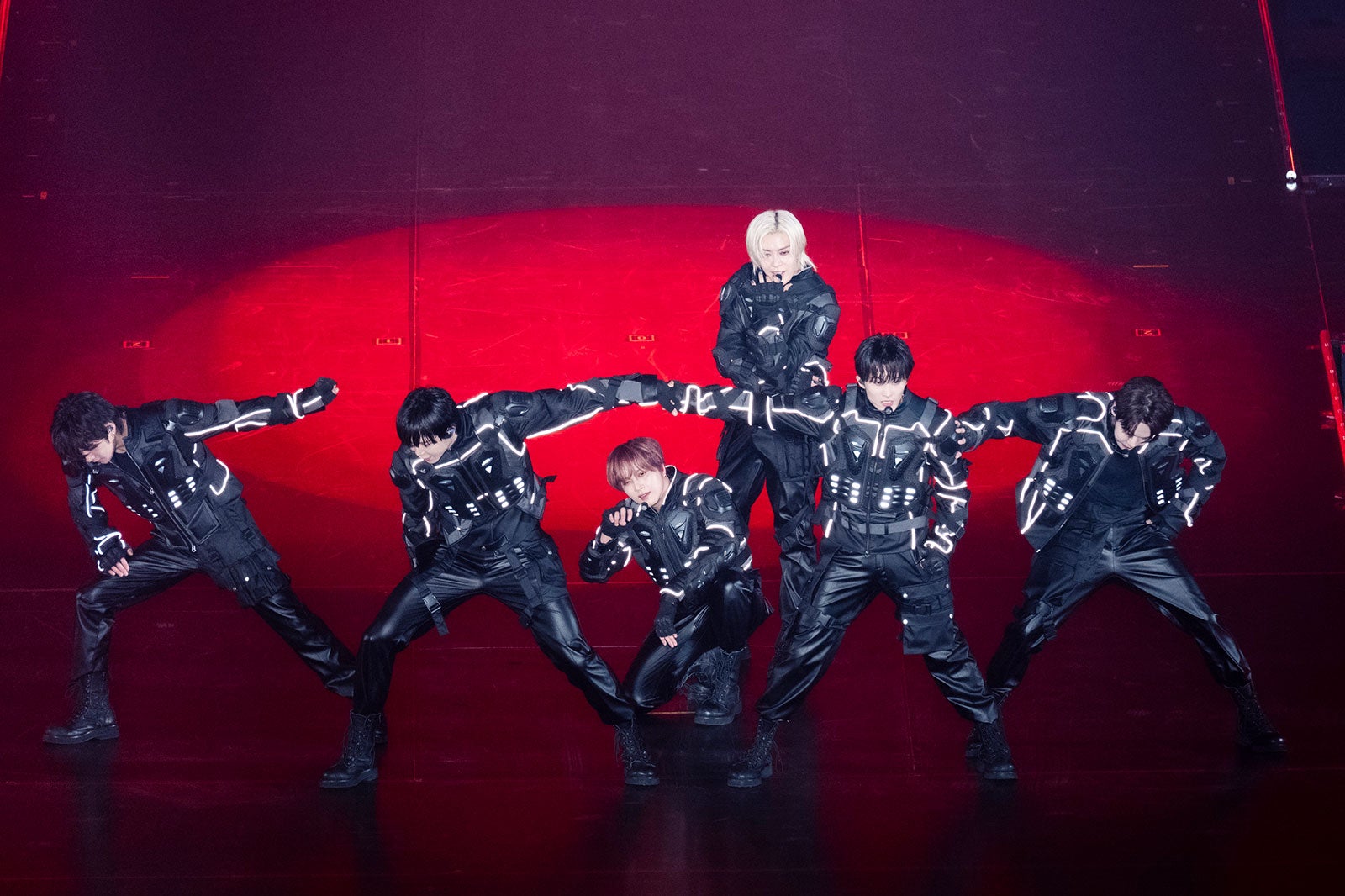 「NCT 127 4TH TOUR ’NEO CITY：JAPAN - THE MOMENTUM’」より（C）田中聖太郎写真事務所_Seitaro Tanaka Photo Office