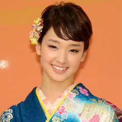 モデルプレス - 剛力彩芽、艶やか晴れ着姿お披露目「大人になった私にぴったり」