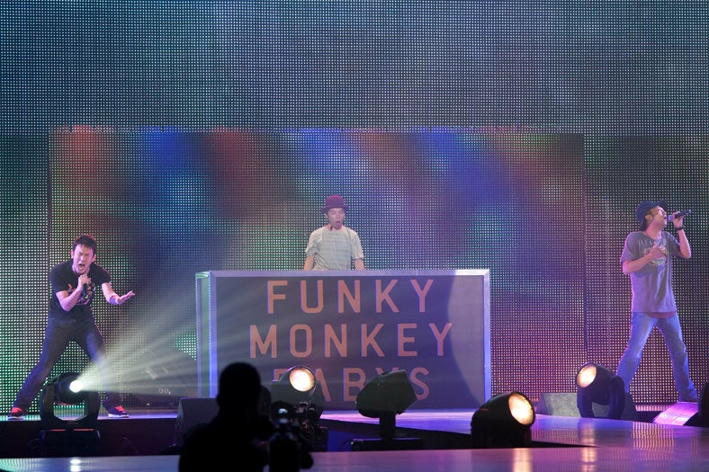 ゲストライブのファンキーモンキーベイビーズ