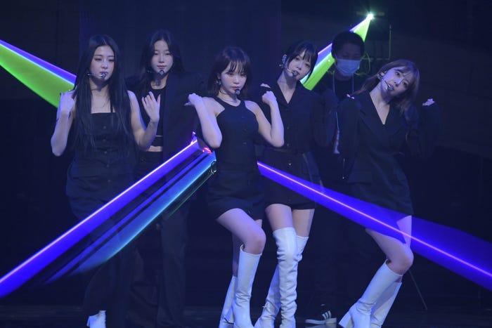 LE SSERAFIM(提供写真)