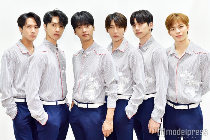 VIXX(左から)RAVI、KEN、N、LEO、HYUK、HONGBIN(C)モデルプレス