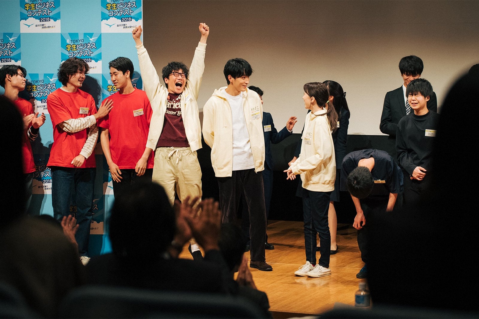 前原滉、杉野遥亮、永野芽郁／「ユニコーンに乗って」第3話より（C）TBS／撮影：加藤春日