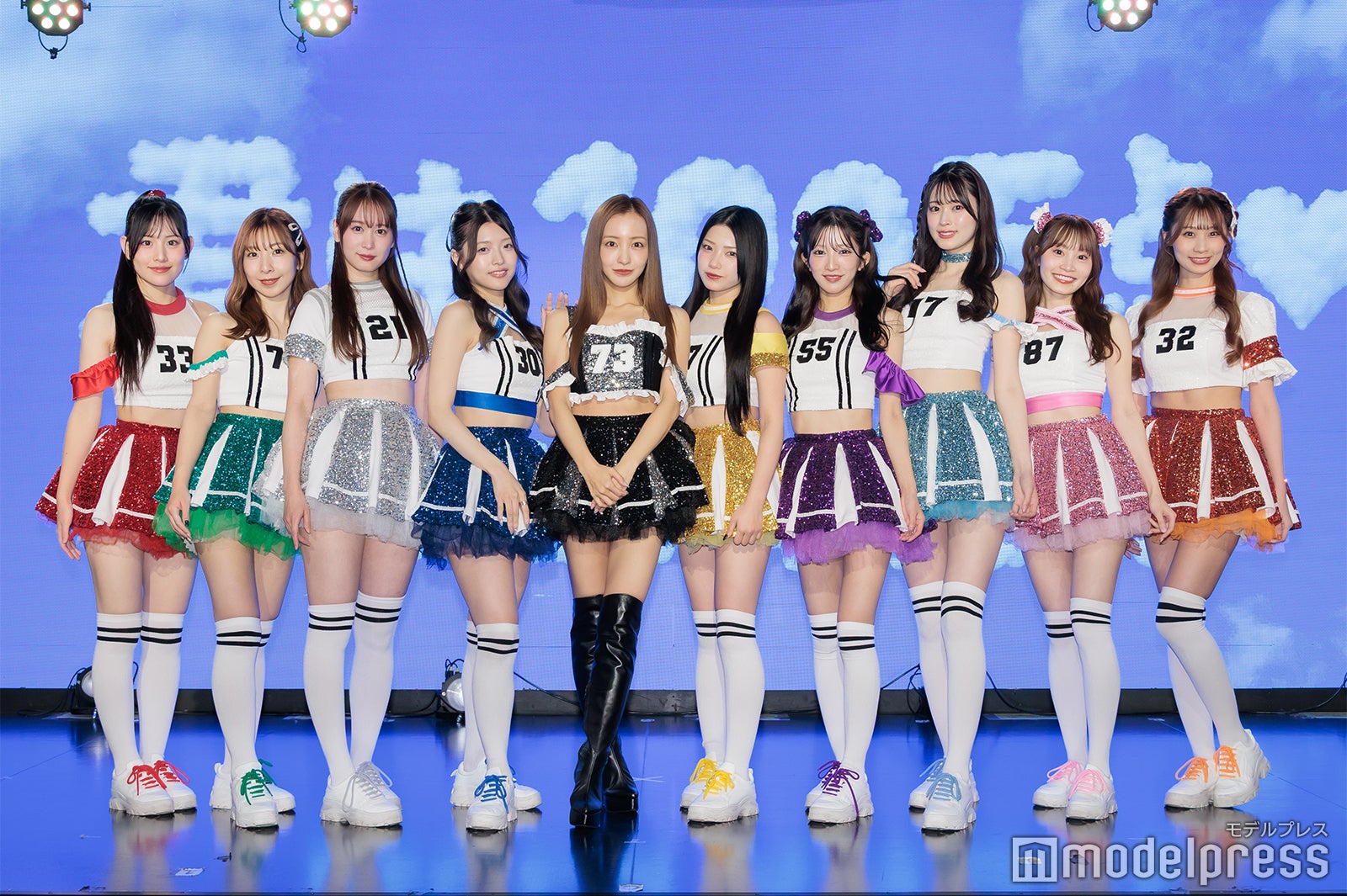 辺見桃和、板野成美、新居稚菜、堀口美澪、板野友美、松山玲菜、中山萌乃香、小崎凛奈、北村陽奈、河合彩香（C）モデルプレス