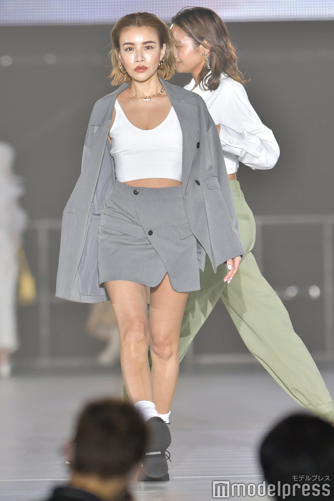 難波サキ（C）モデルプレス