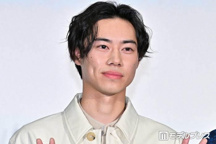 「虎に翼」戸塚純貴、話題呼んだ“轟の花岡（岩田剛典）への想い”を詳細解説「気になる存在だった」「腹が立ってしまった」