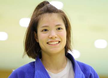 阿部詩が涙の2連覇！2大会連続6度目Vでロス五輪へ弾み 谷亮子の女子最多7度にあと1つ【柔道世界選手権】
