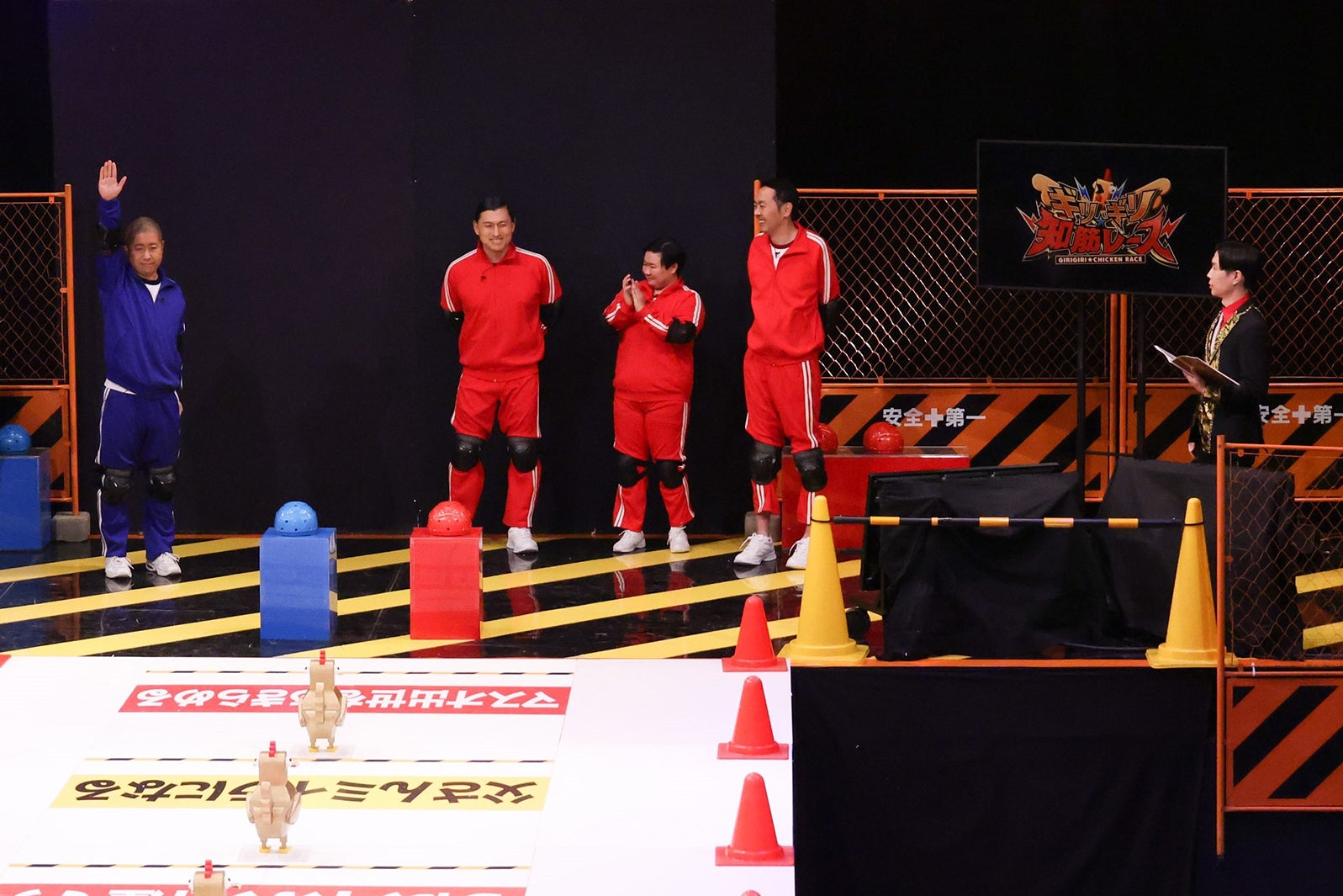 （左から）澤部佑、春日俊彰、やす子、田中卓志、岩井勇気 （C）カンテレ