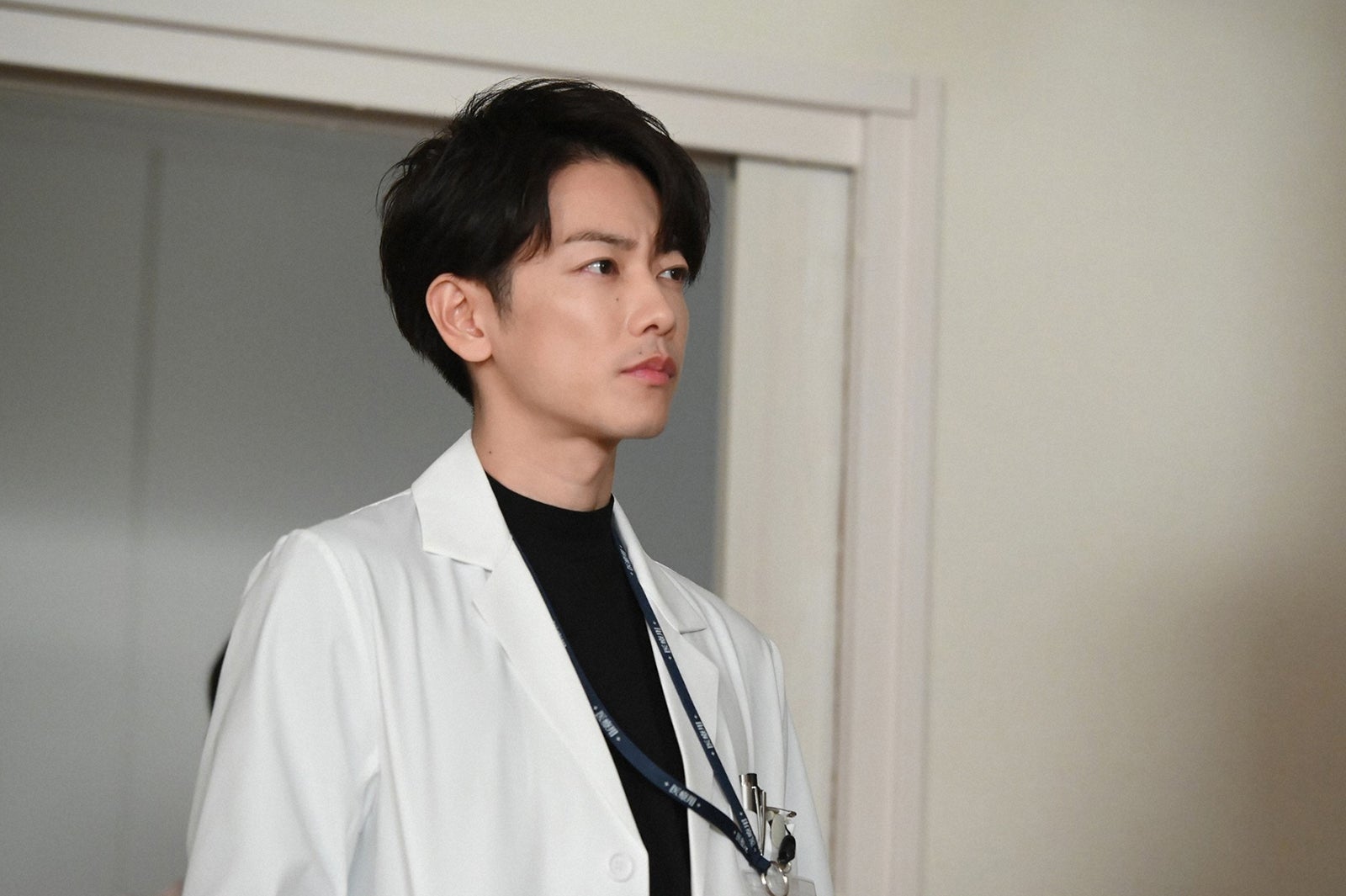 佐藤健／「恋はつづくよどこまでも」第3話より（C）TBS